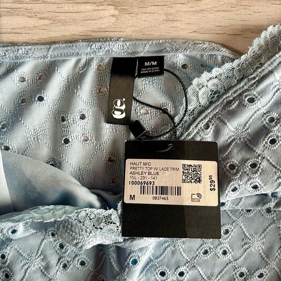 Garage Pretty Lace Trim Top - Picture 5 of 6